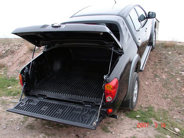 Fullbox Mitsubishi L200 '06-'10