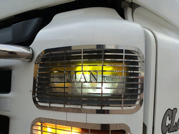 Grila far si proiectoare MAN TGA, MAN TGL