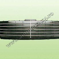 W202 Grilaj crom fata Pret - Cere oferta
