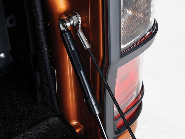 Amortizor usa bena Nissan Navara D23 '14+ NP300