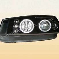 Renault Megane '03 Far negru Pret - Cere oferta