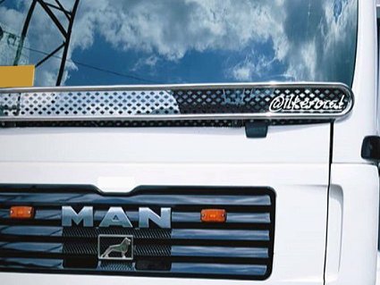 Ornament protectie stergatoare MAN