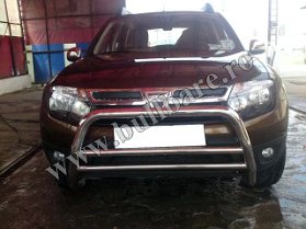 D. Duster Bullbar inox B003 (2) Bullbar inox Dacia Duster, bullbar poliuretan Dacia Duster, praguri inox Dacia Duster, praguri aluminiu Dacia Duster, toros-uri Dacia Duster, scut metalic motor...