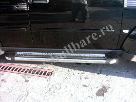 D. Nitro Praguri inox P003 (1) Bullbar inox Dodge Nitro, bullbar poliuretan Dodge Nitro, praguri inox Dodge Nitro, praguri aluminiu Dodge Nitro, toros-uri Dodge Nitro, scut metalic motor...