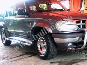 PHTO0071 Bullbar inox Ford Explorer, bullbar poliuretan Ford Explorer, praguri inox Ford Explorer, praguri aluminiu Ford Explorer, toros-uri Ford Explorer, scut metalic...