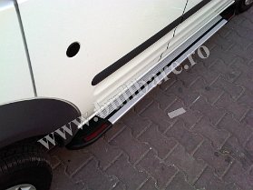 F. Connect Praguri P010N (1) Bullbar inox Ford Connect, bullbar poliuretan Ford Connect, praguri inox Ford Connect, praguri aluminiu Ford Connect, toros-uri Ford Connect, scut metalic motor...