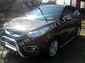 Hyundai IX-35 Bullbar inox B004 1 Bullbar inox Hyundai IX-35, bullbar poliuretan Hyundai IX-35, praguri inox Hyundai IX-35, praguri aluminiu Hyundai IX-35, toros-uri Hyundai IX-35, scut metalic...